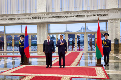 Ерөнхийлөгч У.Хүрэлсүхийг Ерөнхийлөгч А.Г.Лукашенко албан ёсоор угтан авлаа